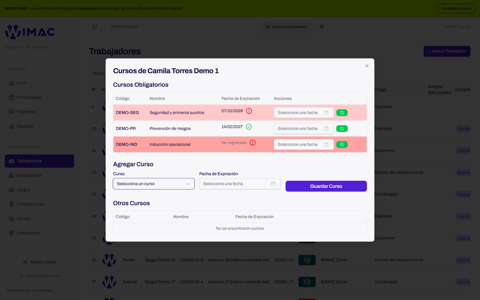 Pantalla de cursos por cargo de WIMAC Turnos, con datos ficticios en modo DEMO